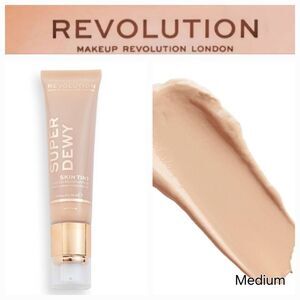 Makeup Revolution Super Dewy Skin Tint Tinted Moisturizer